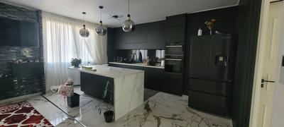 Appartement - 86 m² - 3 pièces