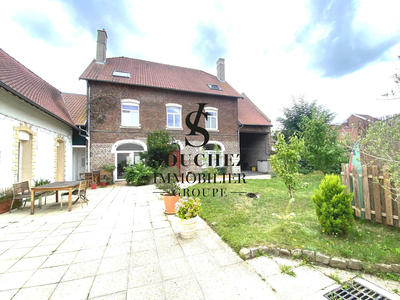 Maison - 328 m² - 7 pièces