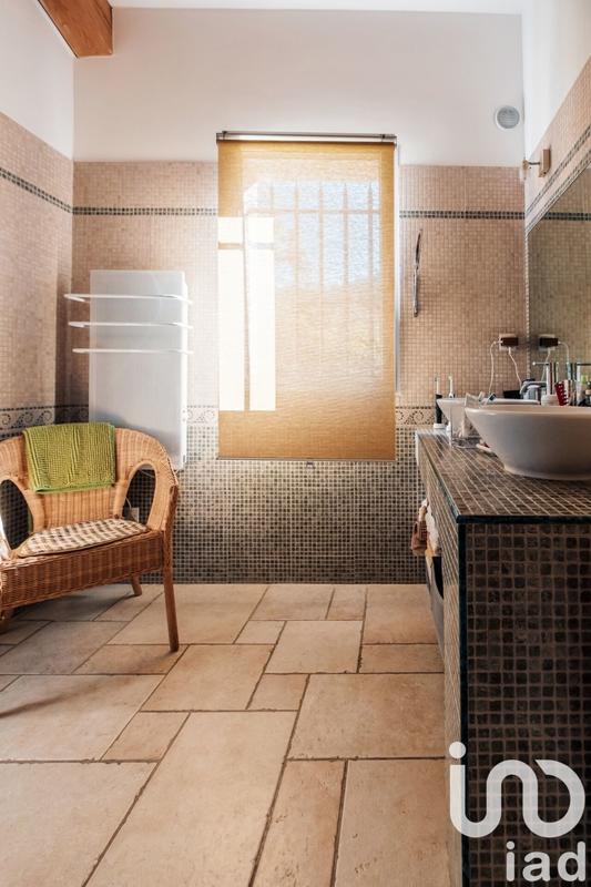 Maison - 170 m² - 5 pièces