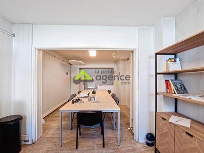 Local commercial - 240 m²