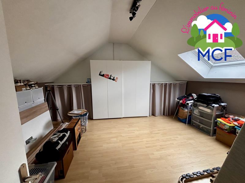 Maison traditionnelle - 167 m² - 5 pièces