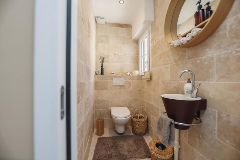 Villa - 389 m² - 7 pièces