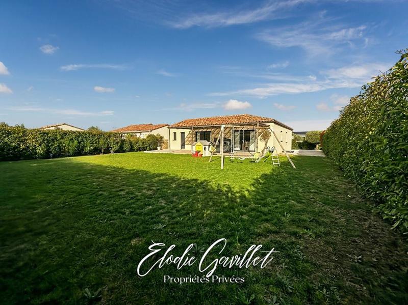 Maison - 111 m² - 5 pièces