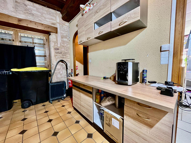 Fonds de commerce - 85 m²