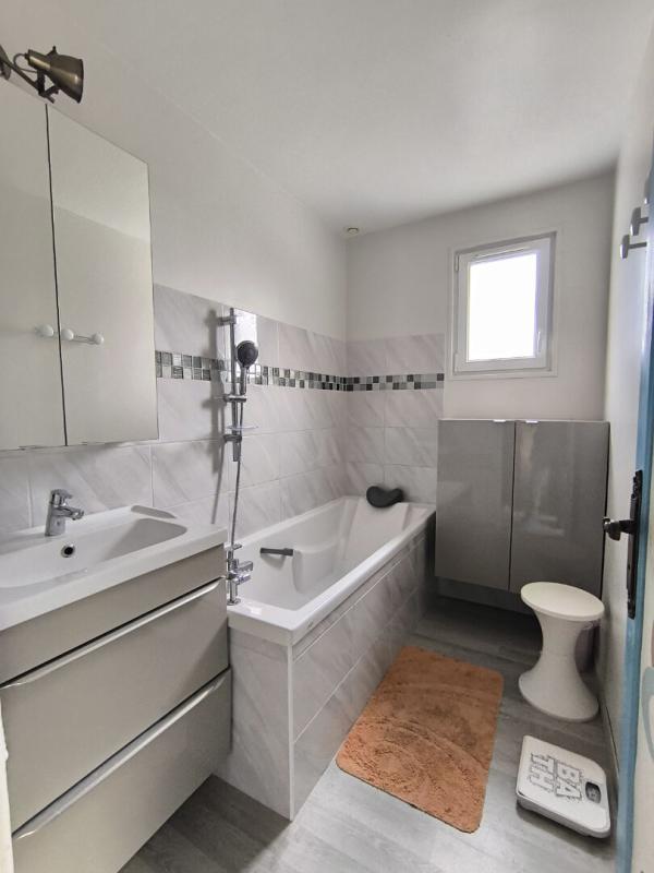 Maison - 147 m² - 6 pièces