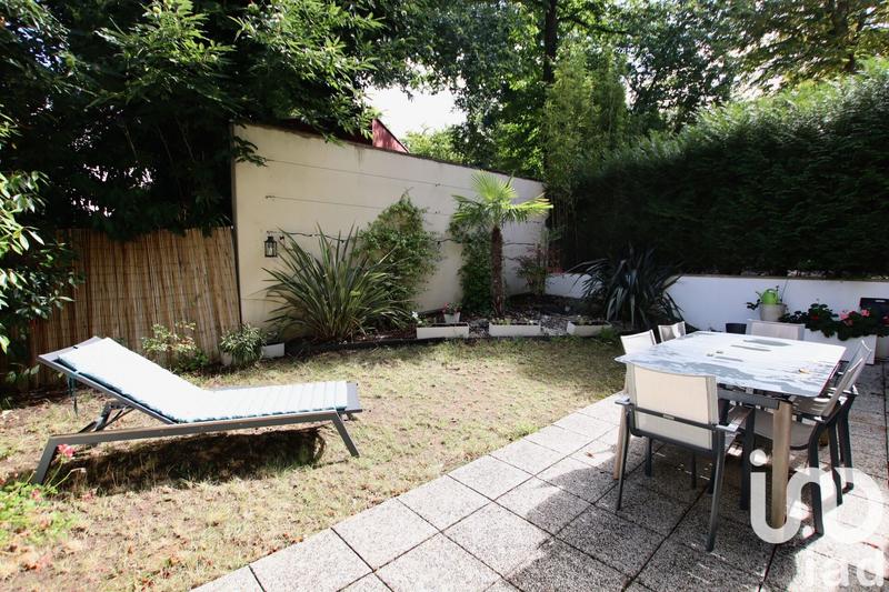 Appartement - 93 m² - 5 pièces