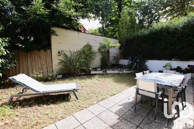 Appartement - 93 m² - 5 pièces