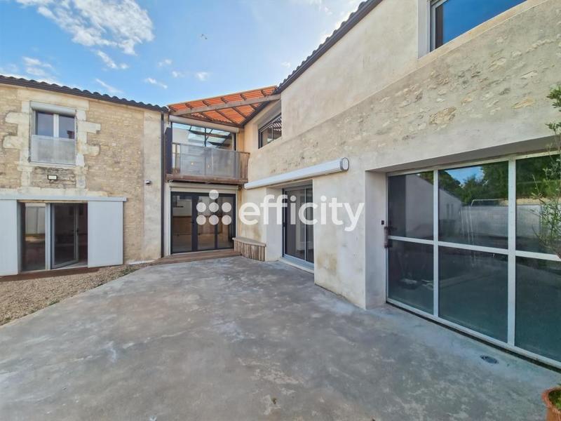 Maison - 194 m² - 5 pièces