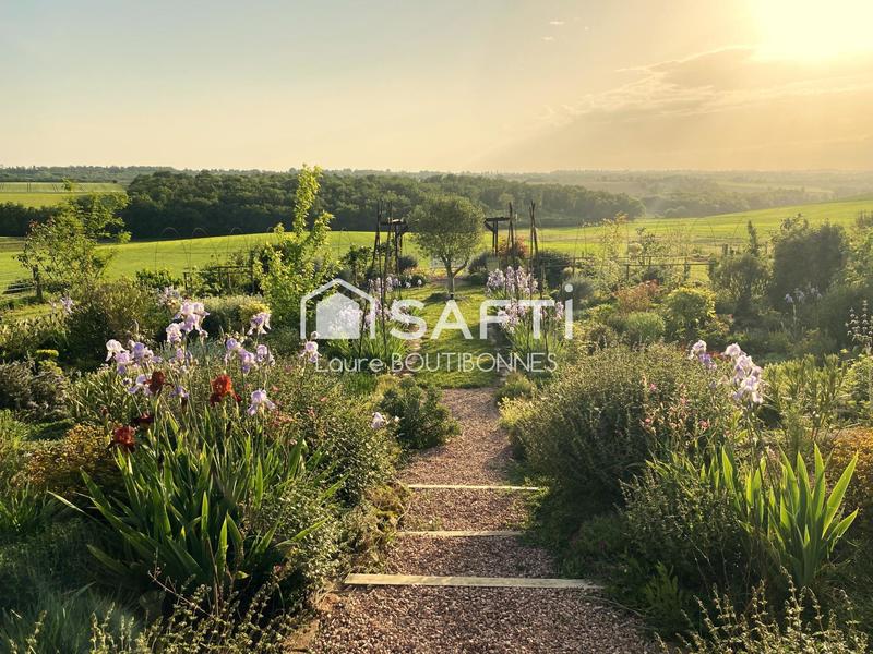 Maison - 140 m² - 6 pièces