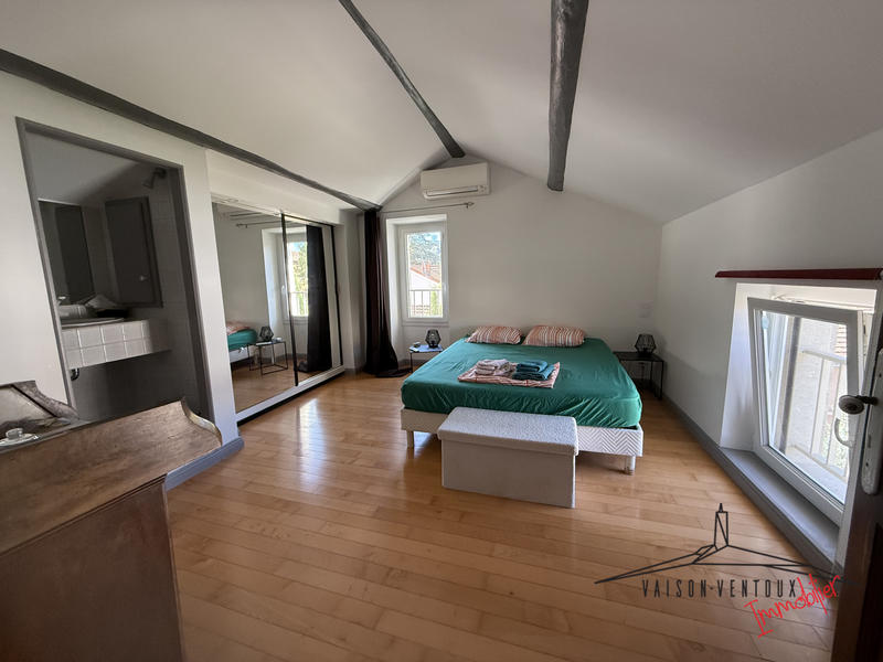 Maison - 336 m² - 12 pièces