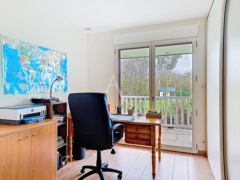 Maison - 215 m² - 7 pièces