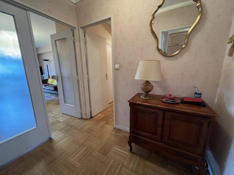 Appartement - 86 m² - 5 pièces