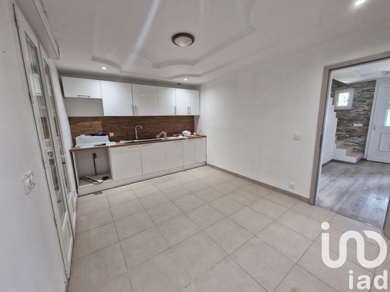 Maison - 149 m² - 8 pièces