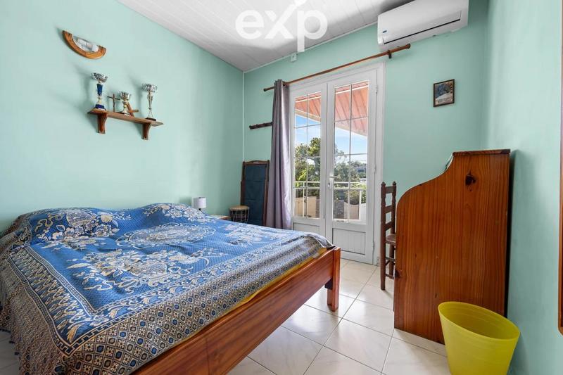 Villa - 197 m² - 6 pièces