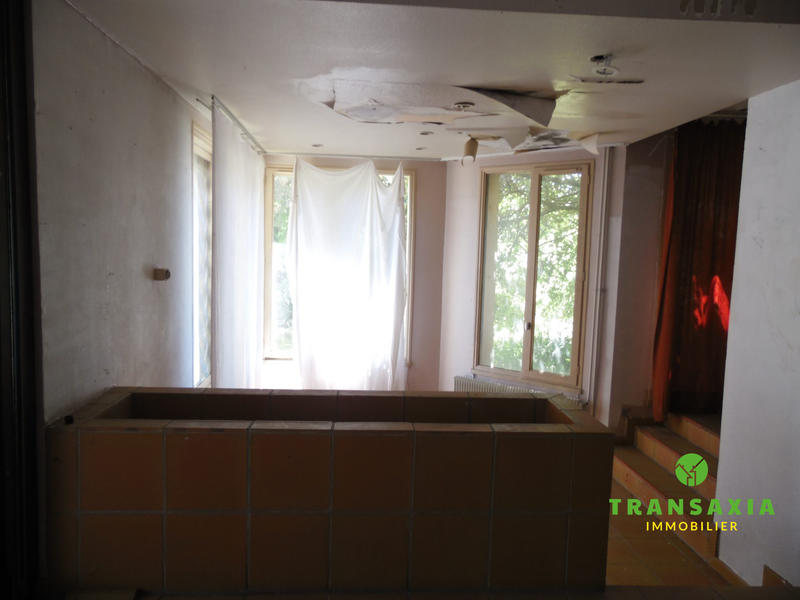 Maison contemporaine - 665 m² - 25 pièces