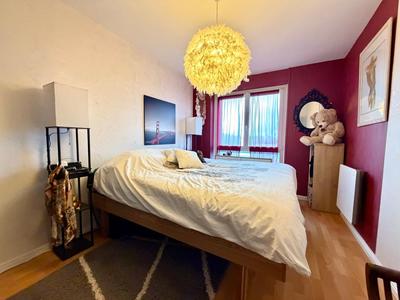 Appartement - 90 m² - 4 pièces