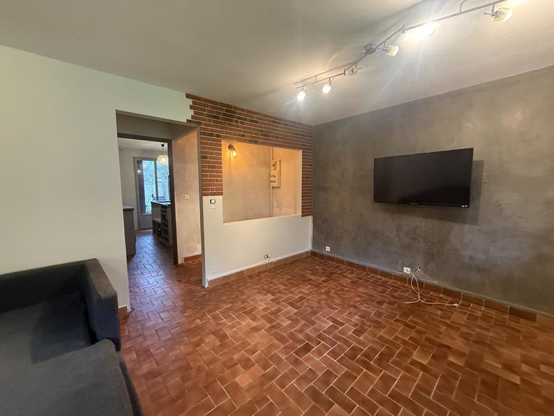 Maison jumelée - 94 m² - 4 pièces