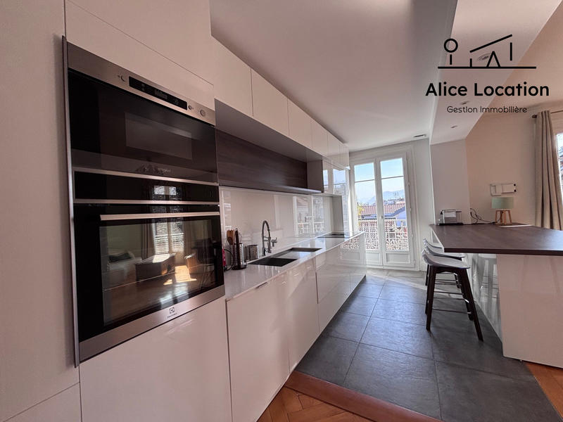 Appartement - 109 m² - 4 pièces