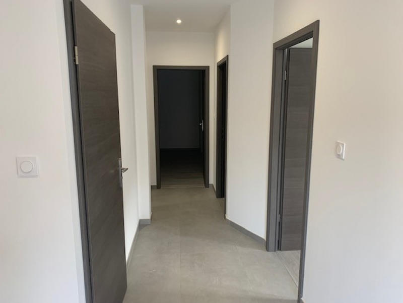 Maison - 121 m² - 6 pièces