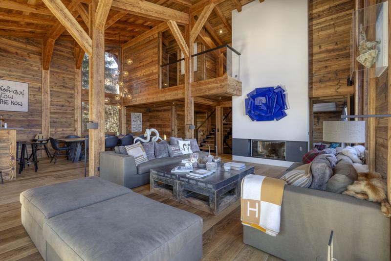 Châlet - 439 m² - 9 pièces