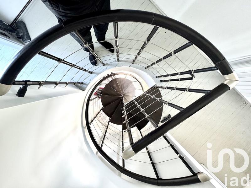 Maison - 104 m² - 4 pièces