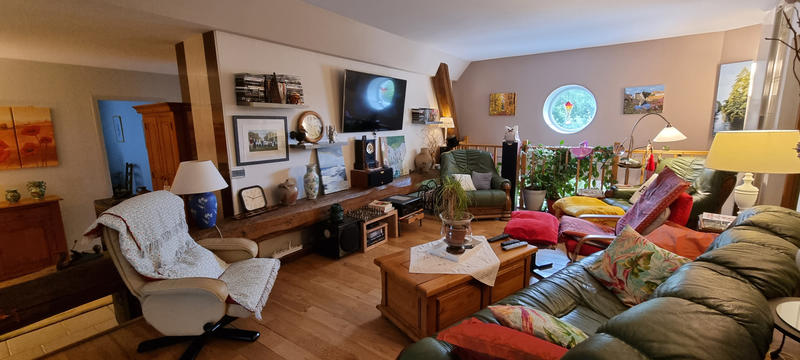 Propriété - 276 m² - 9 pièces