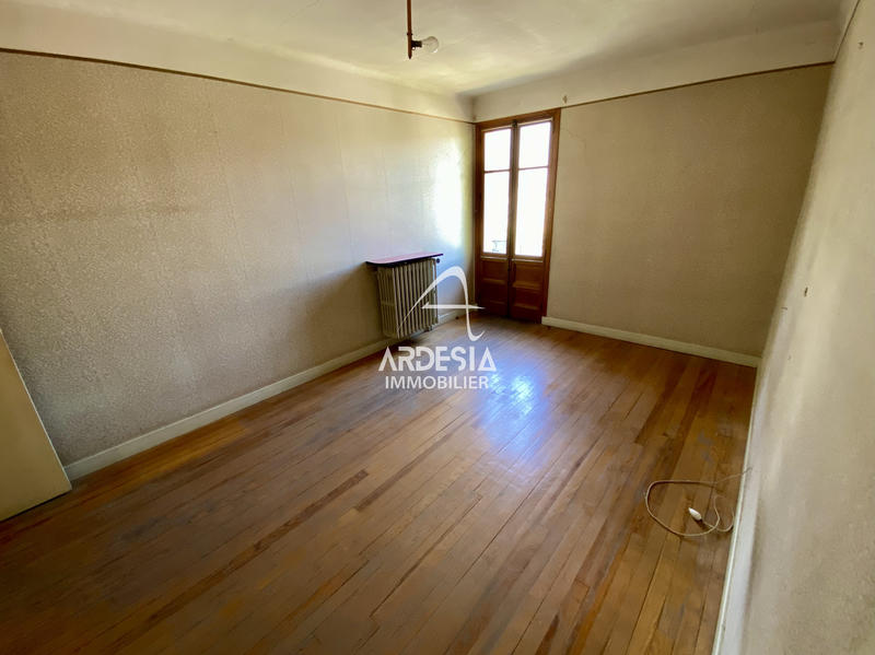 Maison - 137 m² - 7 pièces