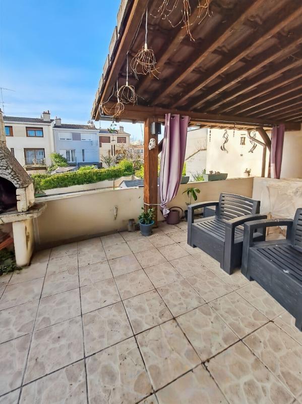 Maison - 104 m² - 5 pièces