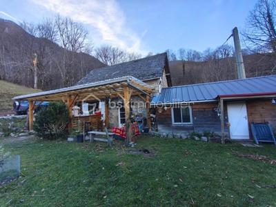 Maison chambre d'hôtes - 85 m² - 4 pièces