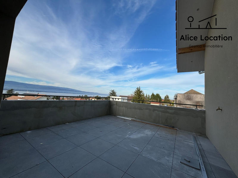 Appartement - 80 m² - 3 pièces