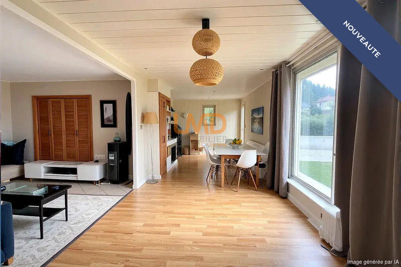 Maison - 99 m² - 5 pièces