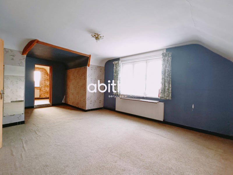 Maison - 180 m² - 7 pièces