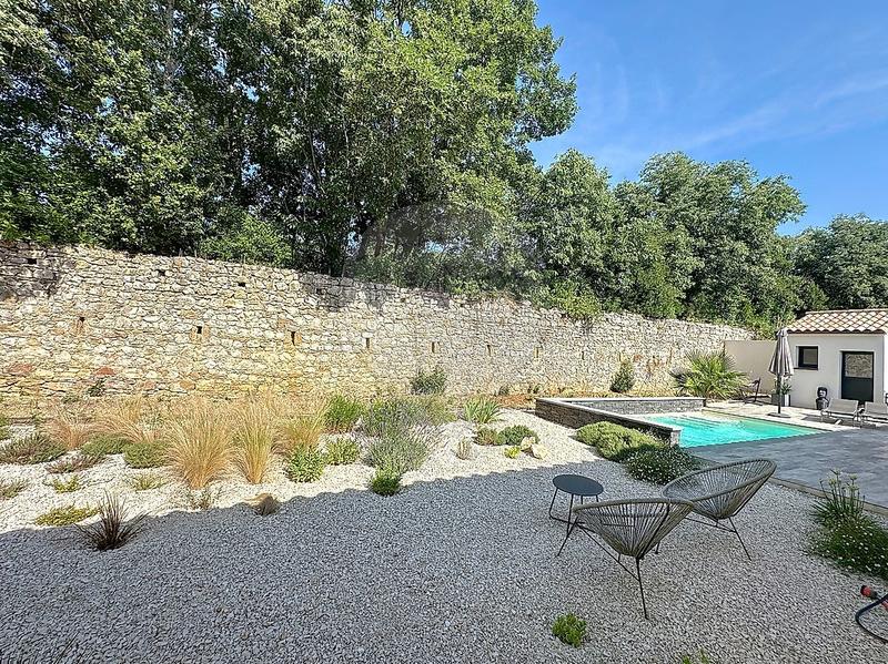 Maison - 105 m² - 4 pièces