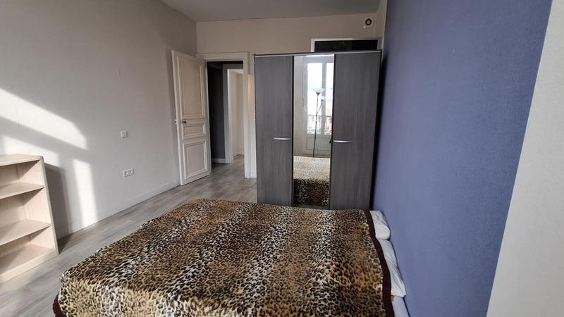 Appartement - 84 m² - 5 pièces