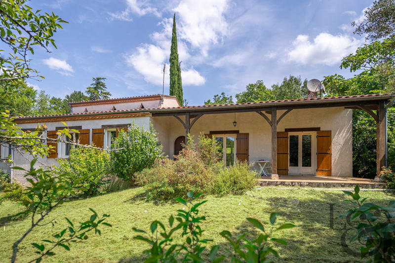 Maison - 190 m² - 10 pièces