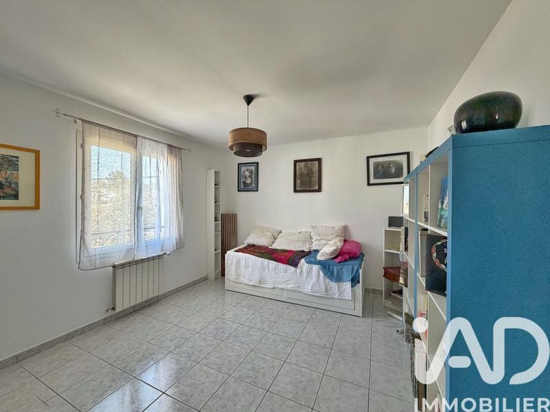 Maison - 200 m² - 7 pièces