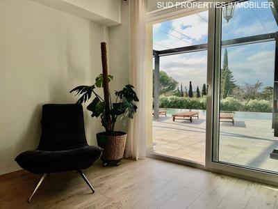 Propriété - 223 m² - 7 pièces