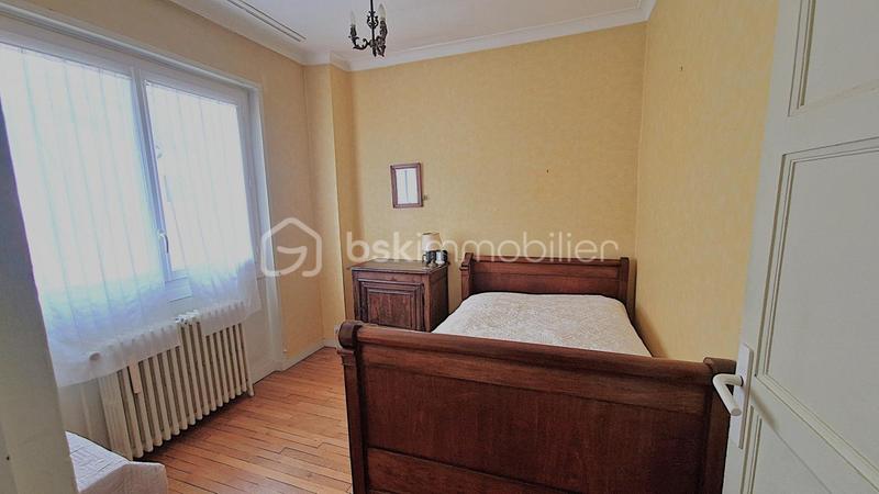 Appartement - 99 m² - 5 pièces