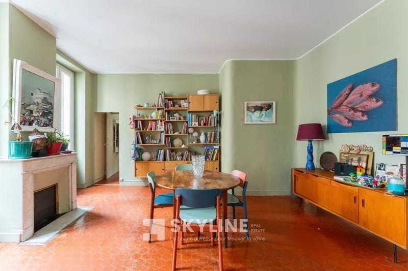 Appartement - 147 m² - 5 pièces