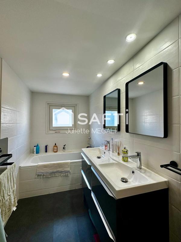 Maison de maîtres - 321 m² - 9 pièces