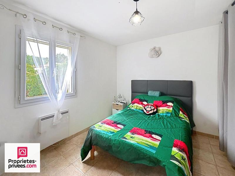 Villa - 100 m² - 5 pièces