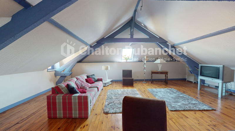 Maison - 299 m² - 7 pièces