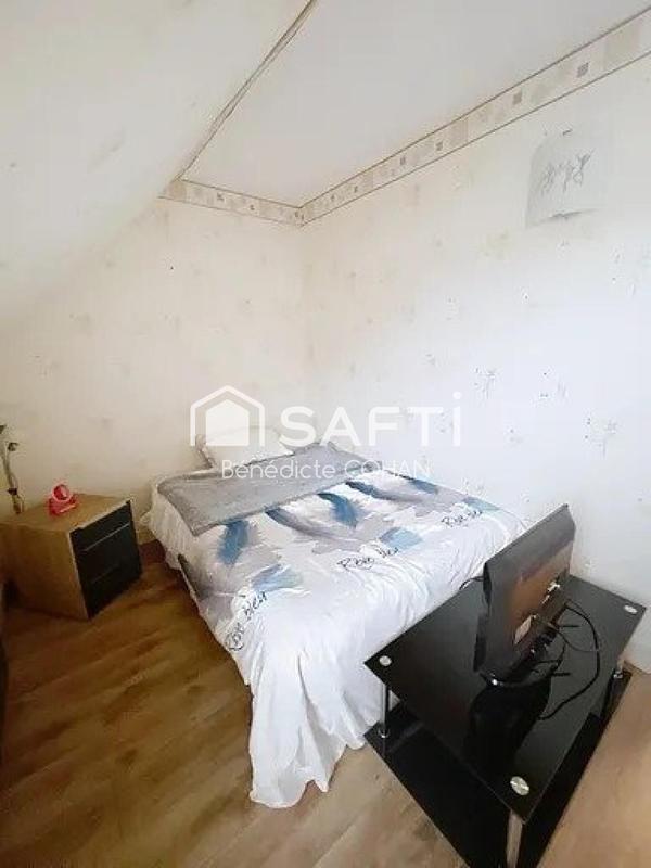 Maison - 250 m² - 10 pièces