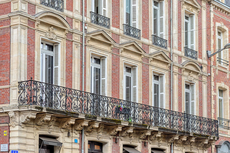 Appartement - 193 m² - 5 pièces