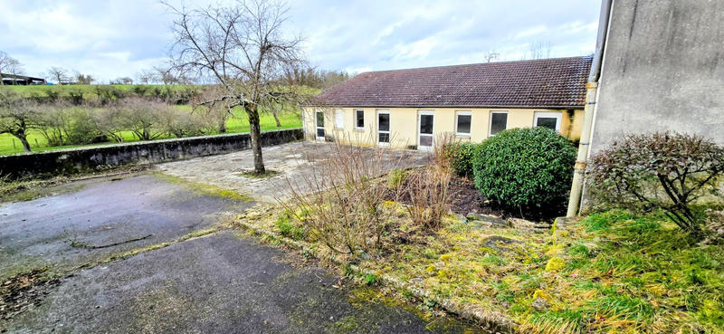 Maison - 400 m² - 14 pièces