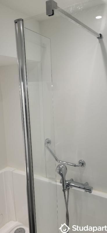 Chambre - 9 m² - 1 pièce