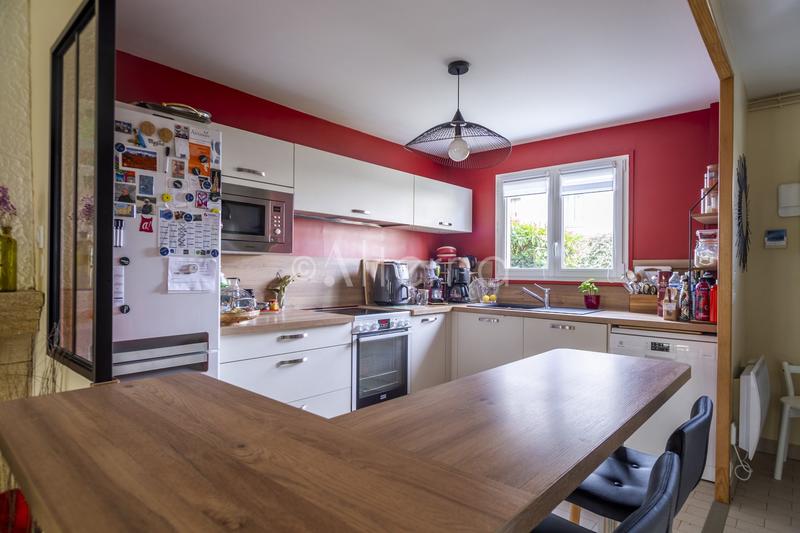 Maison traditionnelle - 91 m² - 6 pièces