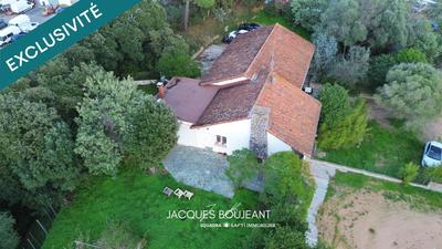 Maison - 230 m² - 9 pièces