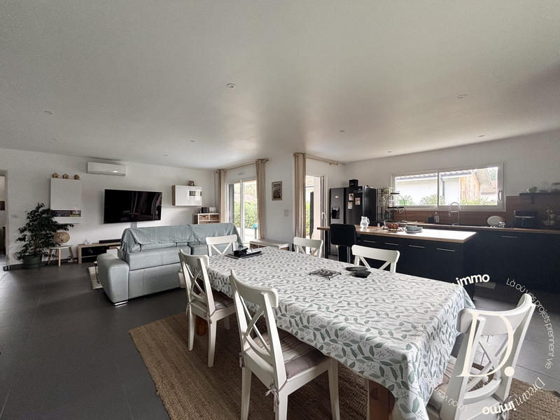 Maison - 101 m² - 4 pièces