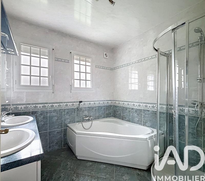 Maison - 125 m² - 5 pièces